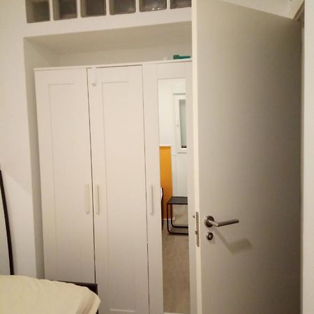 Alquilo Habitacion Individual Con Aseo Privado Solo Chicas, Only Girls Βαλένθια Εξωτερικό φωτογραφία